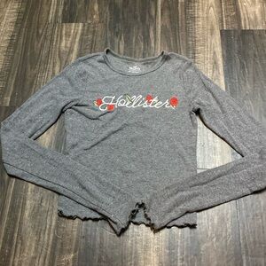 gray hollister top